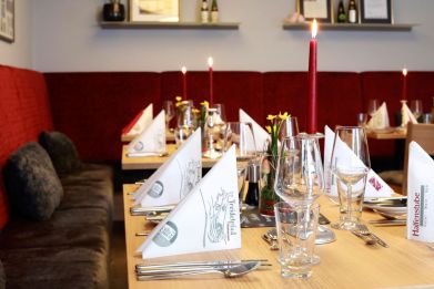 Riesling-Lounge-05_low.jpg
