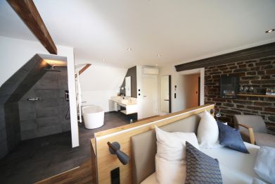 Villa_11_low.JPG